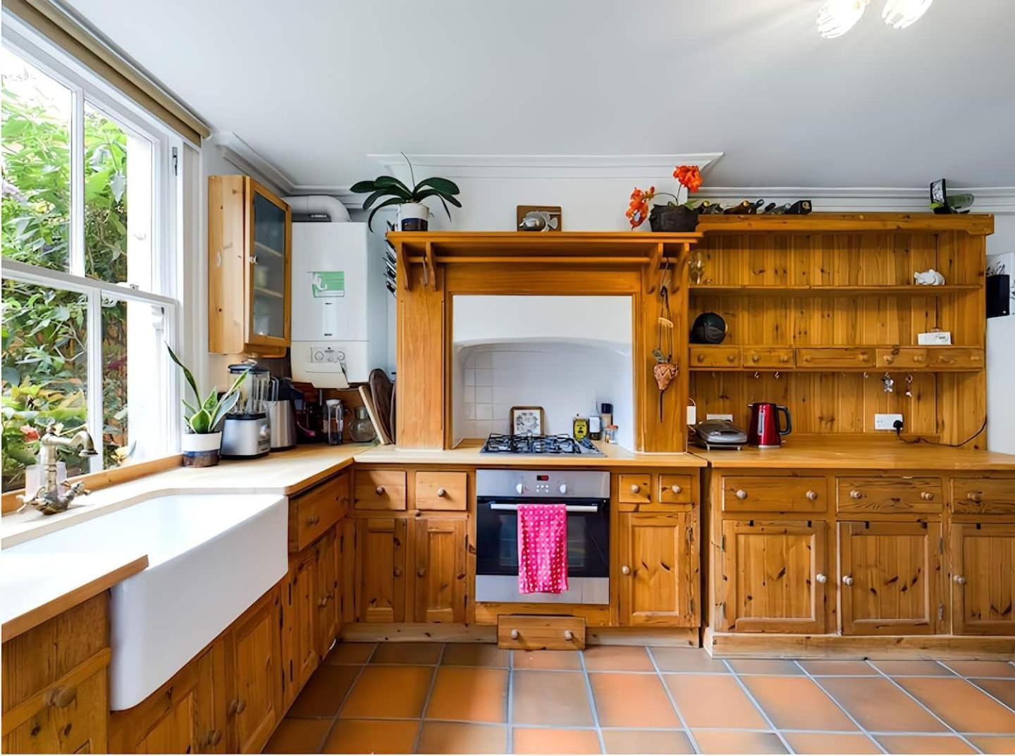 The Clapham Apartment With Private Patio Лондон Екстер'єр фото